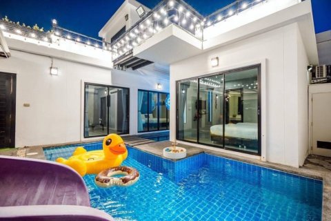 Villa in Hua Hin, Thailand 3 bedrooms № 149574 - photo 2