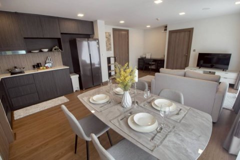 Condo in Hua Hin, Thailand, 2 bedrooms  № 149573 - photo 8