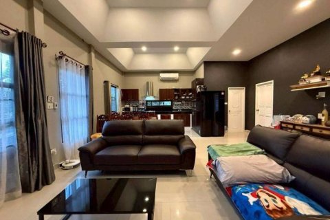 Вилла в Паттайе, Таиланд с 3 спальнями № 149575 - фото 2