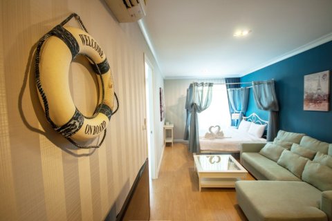 Condo in Hua Hin, Thailand, 2 bedrooms  № 160406 - photo 10