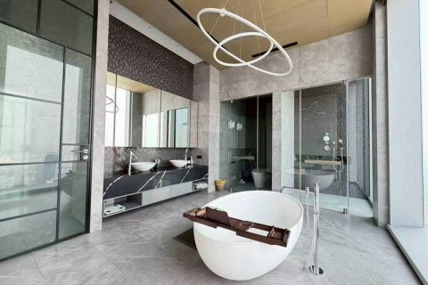 Кондоминиум с 2 спальнями в Банг Раке, Бангкок, Таиланд № 160407 - фото 10