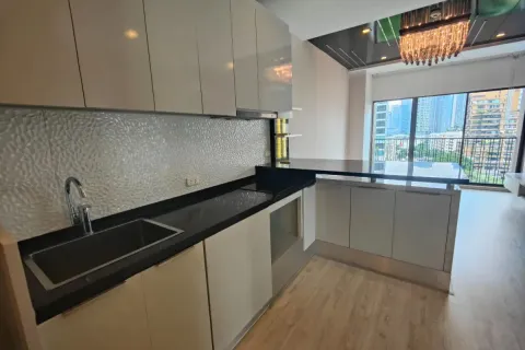 Кондоминиум с 2 спальнями в Клонг Тоэй, Бангкок, Таиланд № 160410 - фото 3