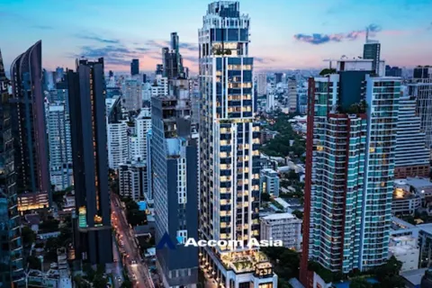 Condo in Watthana, Bangkok, Thailand, 3 bedrooms  № 217116