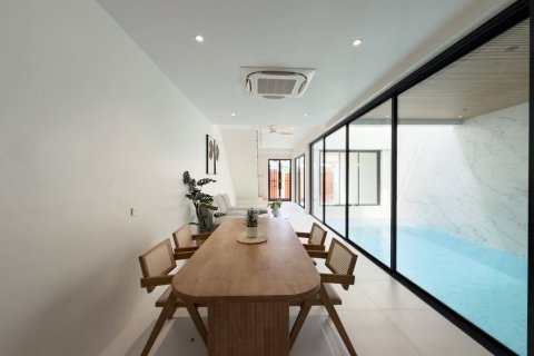 Villa in Phuket, Thailand 3 bedrooms № 157167 - photo 3