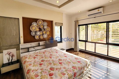Haus in Pattaya, Thailand 3 Schlafzimmer № 196922 - Foto 17