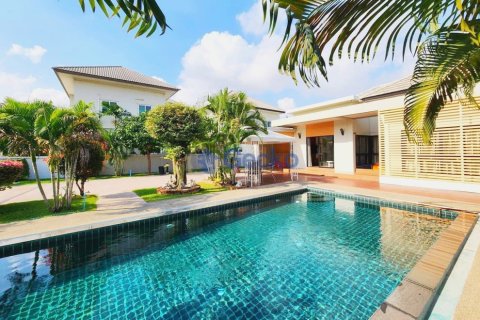 Haus in Pattaya, Thailand 3 Schlafzimmer № 196922 - Foto 2