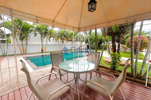 Haus in Pattaya, Thailand 3 Schlafzimmer № 196922 - Foto 7