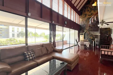 Condominio de 4 dormitorios en Jomtien Beach, Pattaya, Tailandia № 211680 - foto 3