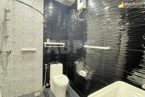 Condominio de 4 dormitorios en Jomtien Beach, Pattaya, Tailandia № 211680 - foto 9