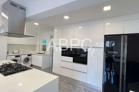 Casa de 4 dormitorios en Jomtien Beach, Pattaya, Tailandia № 211683 - foto 6