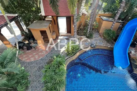 Casa de 4 dormitorios en Jomtien Beach, Pattaya, Tailandia № 211683 - foto 5