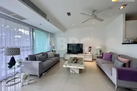 Condominio de 2 dormitorios en Jomtien Beach, Pattaya, Tailandia № 211681 - foto 9