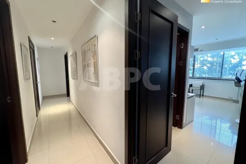 Condominio de 2 dormitorios en Jomtien Beach, Pattaya, Tailandia № 211681 - foto 15