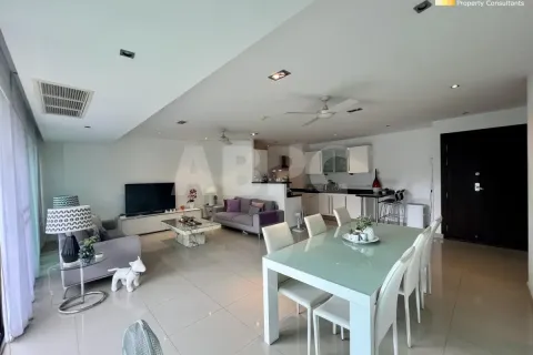 Condominio de 2 dormitorios en Jomtien Beach, Pattaya, Tailandia № 211681 - foto 6