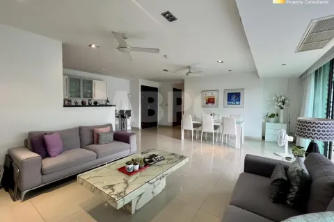 Condominio de 2 dormitorios en Jomtien Beach, Pattaya, Tailandia № 211681 - foto 8