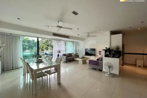 Condominio de 2 dormitorios en Jomtien Beach, Pattaya, Tailandia № 211681 - foto 10