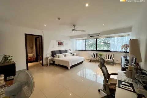 Condominio de 2 dormitorios en Jomtien Beach, Pattaya, Tailandia № 211681 - foto 16