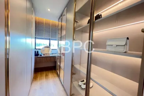 Casa de 4 dormitorios en Jomtien Beach, Pattaya, Tailandia № 211682 - foto 9