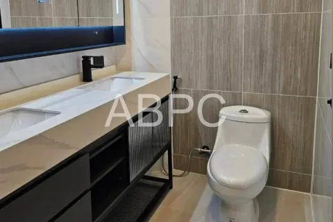 Condominio de 2 dormitorios en Jomtien Beach, Pattaya, Tailandia № 211685 - foto 11