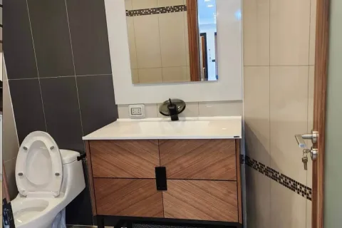 Condominio de 2 dormitorios en Jomtien Beach, Pattaya, Tailandia № 211685 - foto 20