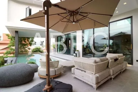 Casa de 6 dormitorios en Jomtien Beach, Pattaya, Tailandia № 211686 - foto 4
