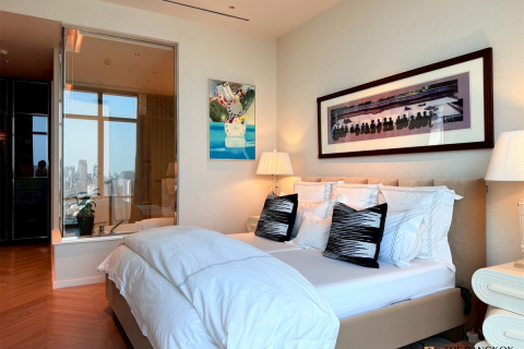 Condo in Bangkok, Thailand, 2 bedrooms  № 187711