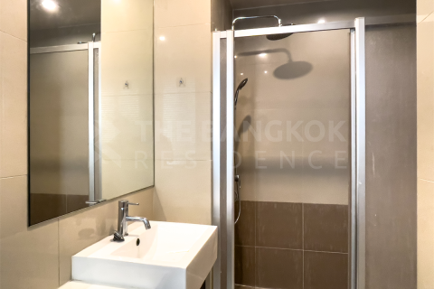 Condo in Bangkok, Thailand, 2 bedrooms № 187709 - photo 8