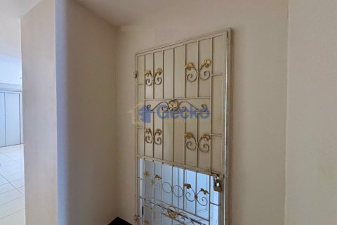Condominio de 1 dormitorio en Pattaya, Tailandia № 209327 - foto 19