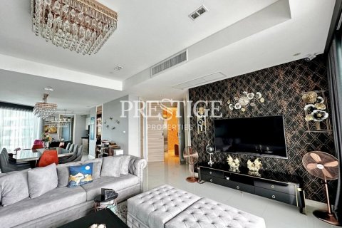 Condo à Pattaya, Thaïlande, 3 chambres № 198631