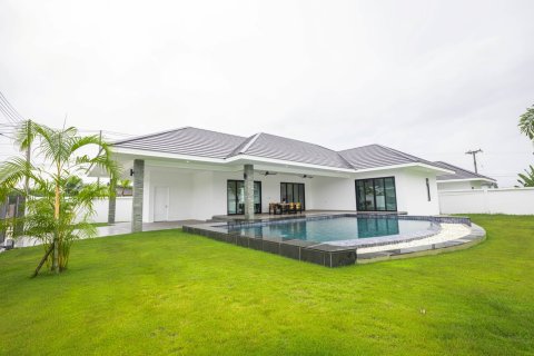 Villa in Hua Hin, Thailand 3 Schlafzimmer № 165678 - Foto 21