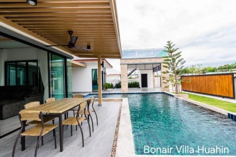 Villa in Hua Hin, Thailand 3 Schlafzimmer № 165679 - Foto 9