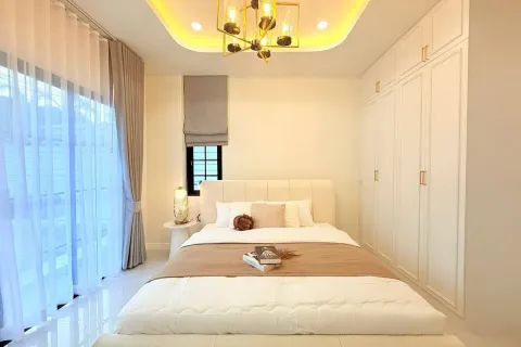 Casa de 3 dormitorios en Pattaya, Tailandia № 210664 - foto 5