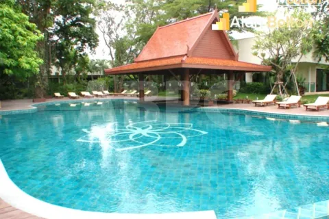 Condominio de 2 dormitorios en Jomtien Beach, Pattaya, Tailandia № 210662 - foto 8