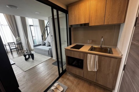 Кондоминиум с 1 спальней в Пхракханонге, Бангкок, Таиланд № 134661 - фото 2