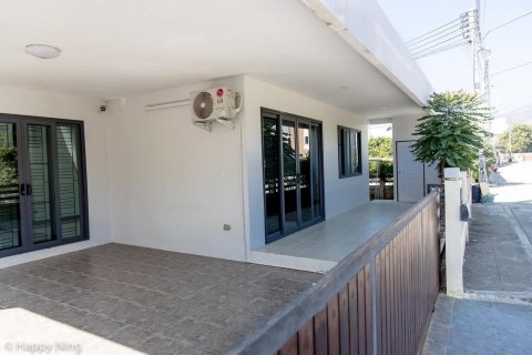 House in Chiang Mai, Thailand 3 bedrooms № 141268 - photo 9