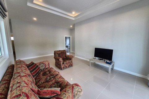 Дом в Хуа Хине, Таиланд с 3 спальнями  № 141273 - фото 12