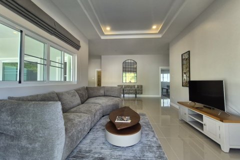 House in Hua Hin, Thailand 3 bedrooms № 141273 - photo 21