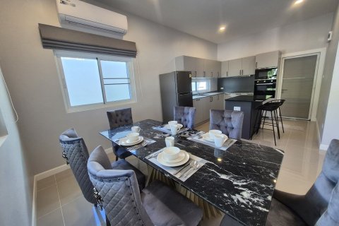 House in Hua Hin, Thailand 3 bedrooms № 141273 - photo 25