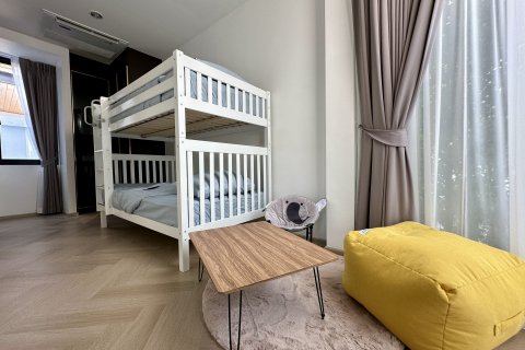Villa in Phuket, Thailand 3 bedrooms № 141271 - photo 18