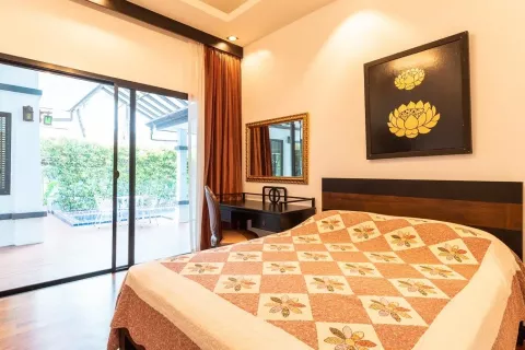 Villa in Phuket, Thailand 3 bedrooms № 141272 - photo 5