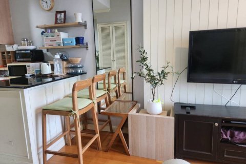 Condo in Bangkok, Thailand, 1 bedroom  № 172665 - photo 3