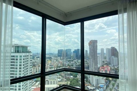 Кондоминиум с 2 спальнями в Чатучаке, Бангкок, Таиланд № 172667 - фото 10