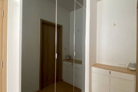 Кондоминиум с 2 спальнями в Чатучаке, Бангкок, Таиланд № 172667 - фото 5