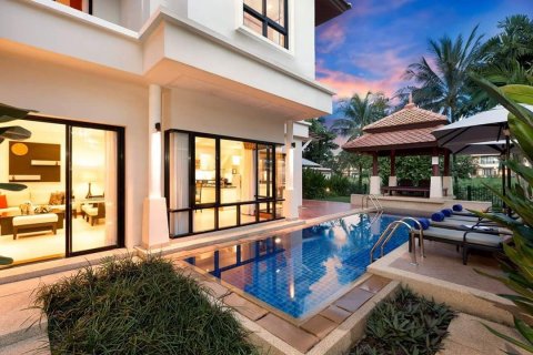 Villa in Phuket, Thailand 4 bedrooms № 161558