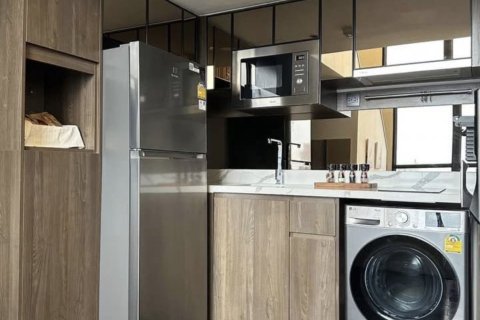 Condo in Watthana, Bangkok, Thailand, 2 bedrooms № 161552 - photo 7