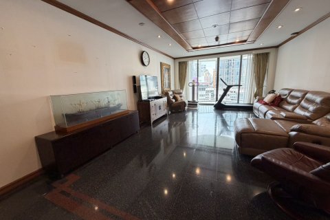 Кондоминиум с 3 спальнями в Патхум Ване, Бангкок, Таиланд № 161556 - фото 7