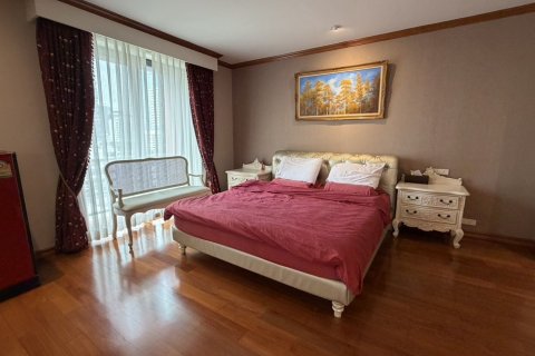 Кондоминиум с 3 спальнями в Патхум Ване, Бангкок, Таиланд № 161556