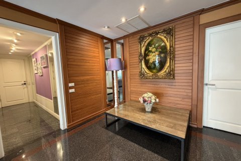 Кондоминиум с 3 спальнями в Патхум Ване, Бангкок, Таиланд № 161556 - фото 6