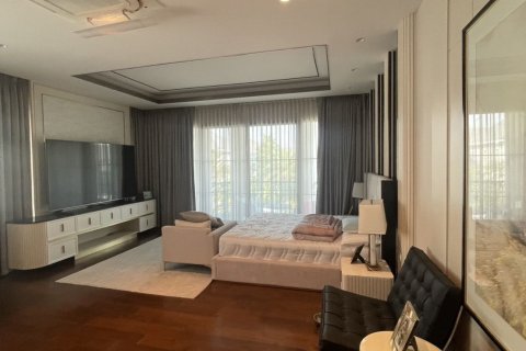 House in Samut Prakan, Thailand 4 bedrooms № 161553 - photo 5