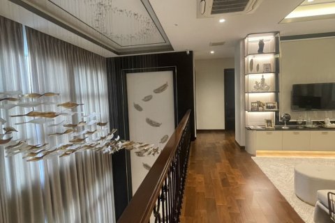 House in Samut Prakan, Thailand 4 bedrooms № 161553 - photo 11